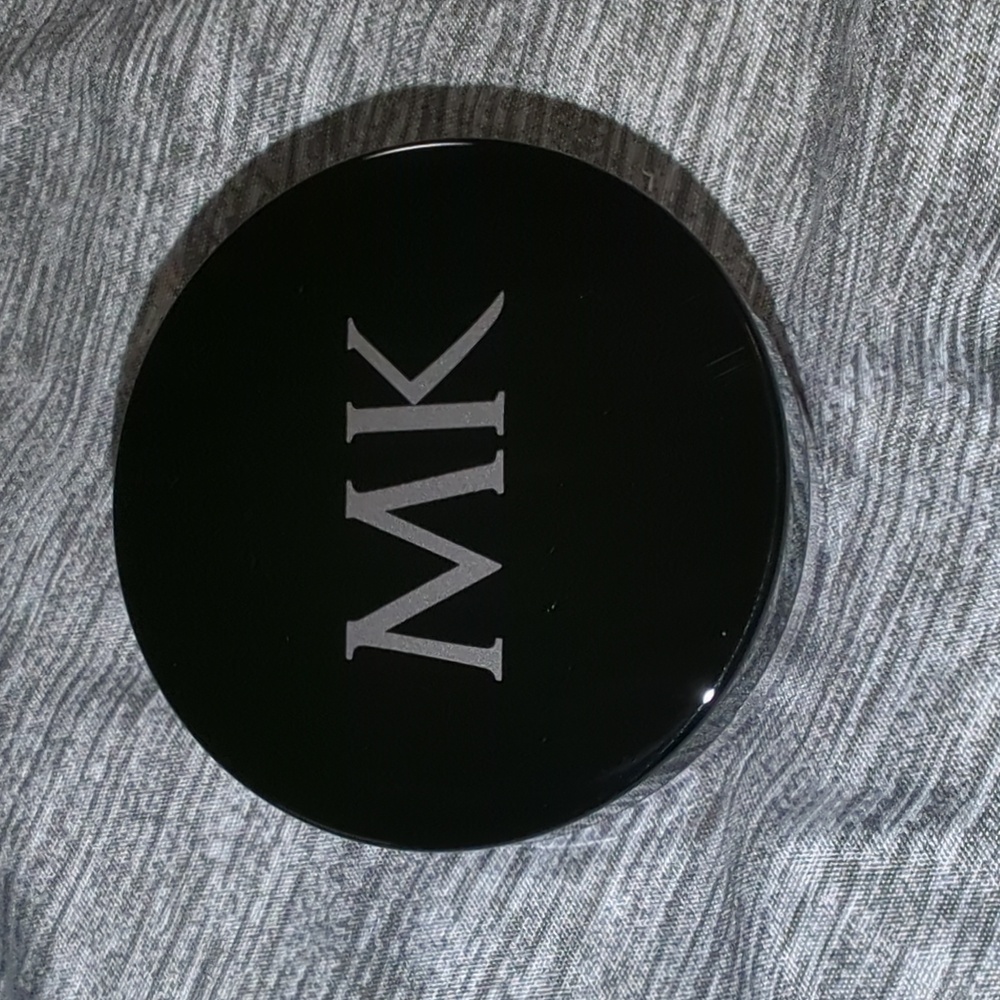 Translate Loose Powder